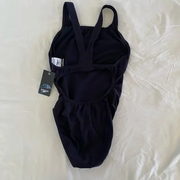 Speedo woomen’s  swimsuit - Picture 5 of 10